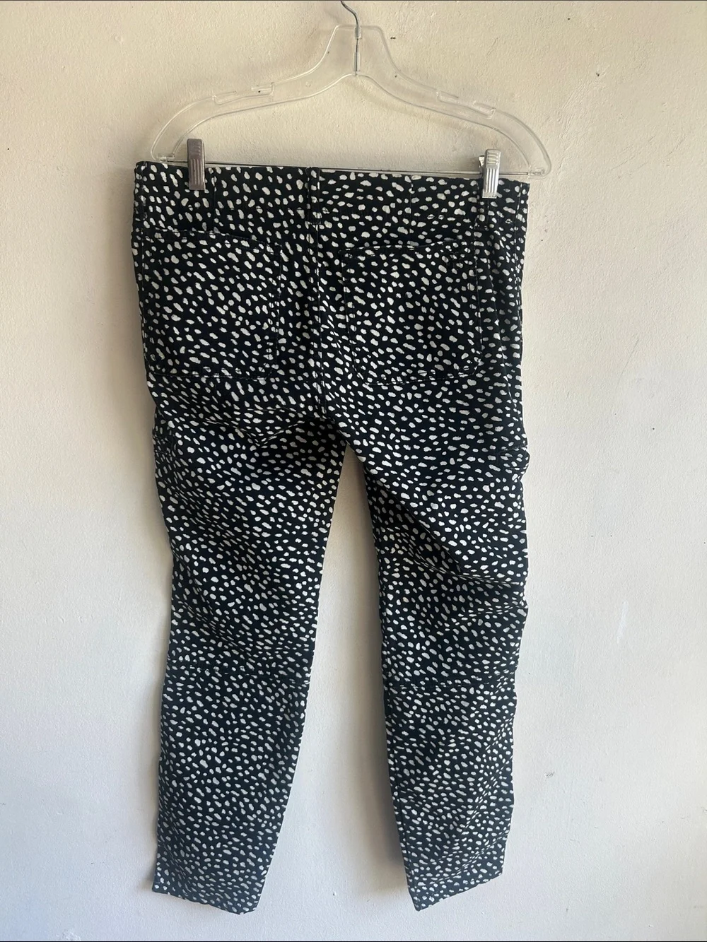 Tory Burch Walker Cargo Spotted Pony Skinny Pants Size 30